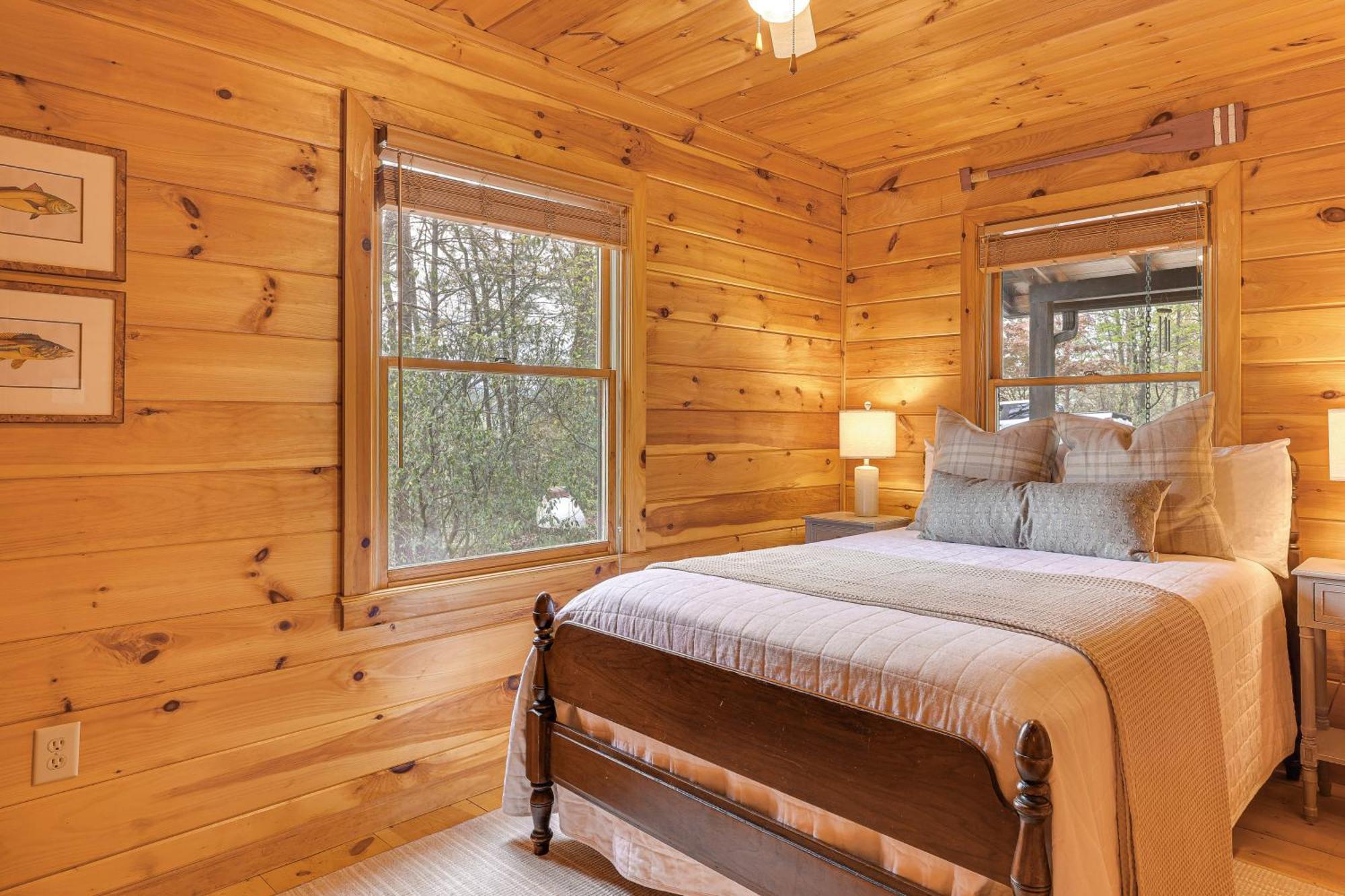Cozy Cabin In Private Location With Hot Tub And Grill! 블루리지 외부 사진