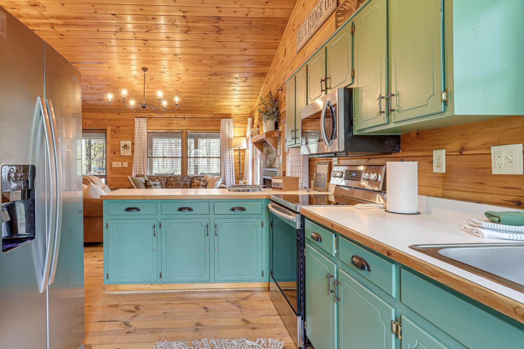 Cozy Cabin In Private Location With Hot Tub And Grill! 블루리지 외부 사진